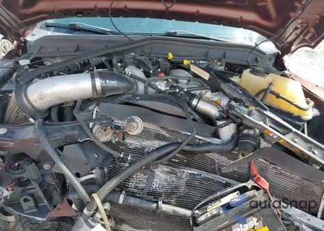 2015 Ford F250 Super Duty z USA, uszkodzony, nr VIN 1FT7W2BT1FED03980